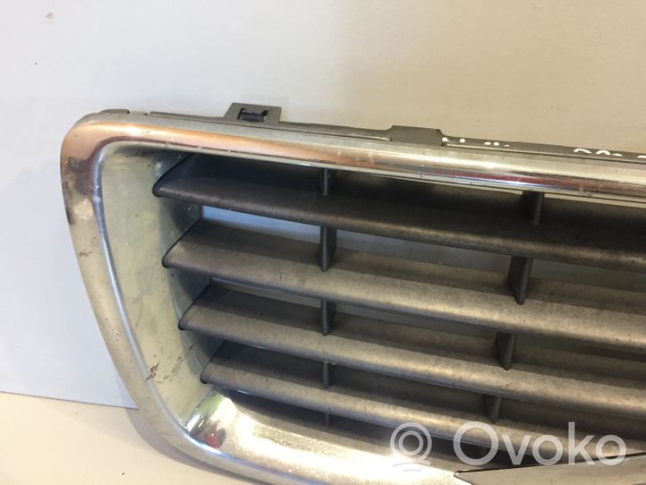 Volvo S80 Maskownica / Grill / Atrapa górna chłodnicy 30655102