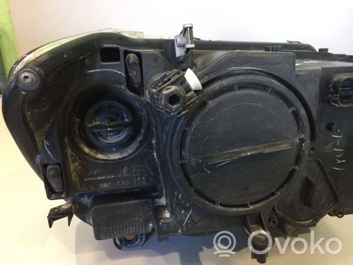 BMW X3 F25 Priekšējais lukturis 7217293