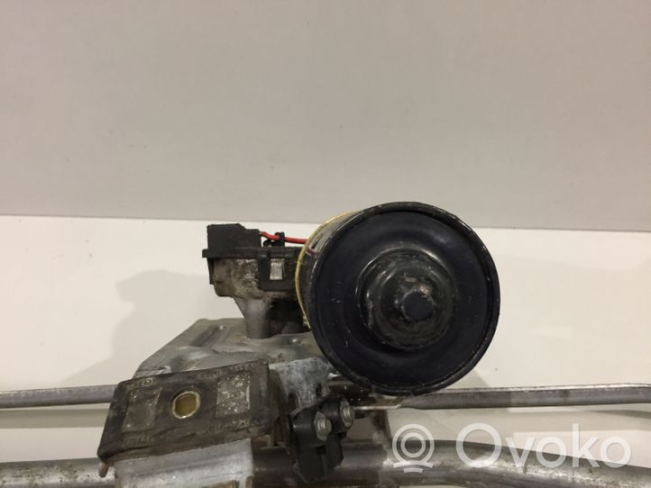 Audi 100 S4 C4 Tringlerie et moteur d'essuie-glace avant 0390241330