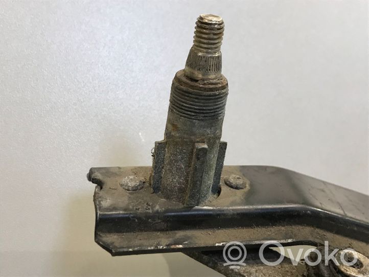 Audi 80 90 B2 Mechanizm i silniczek wycieraczek szyby przedniej / czołowej 811955113L