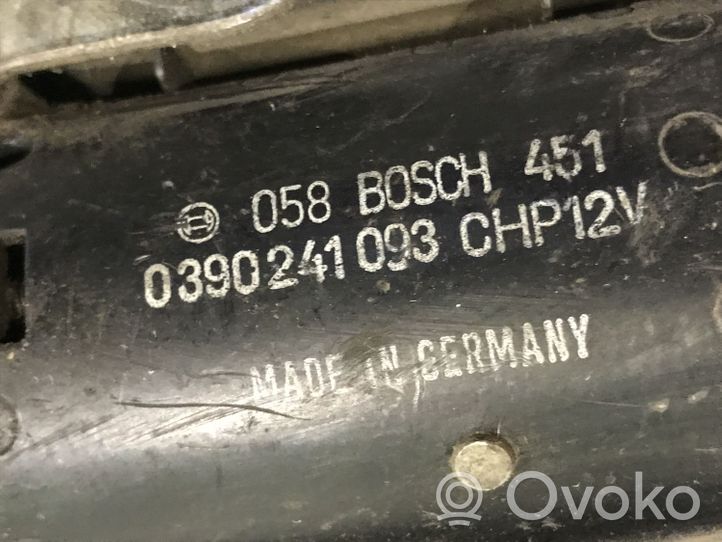 BMW 5 E28 Mechanizm i silniczek wycieraczek szyby przedniej / czołowej 0390241093