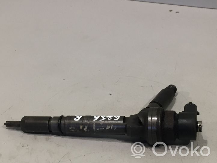 Opel Astra H Injecteur de carburant 0445110175