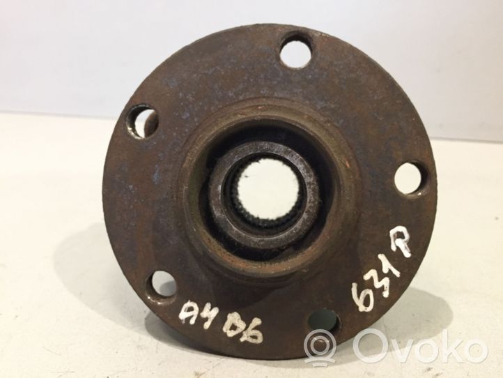 Audi A4 S4 B6 8E 8H Pivot de moyeu avant 