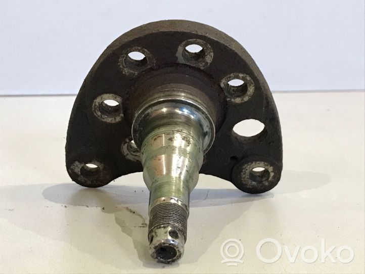 Volkswagen PASSAT B3 Stub axle 