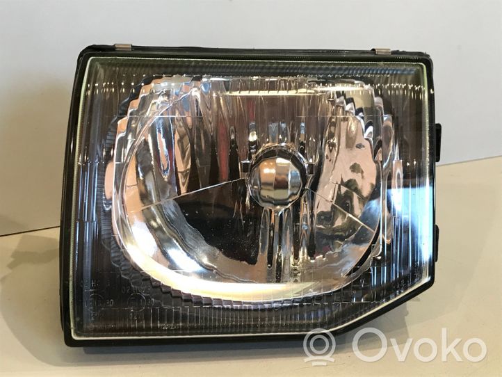 Mitsubishi Pajero Lampa przednia 11087234