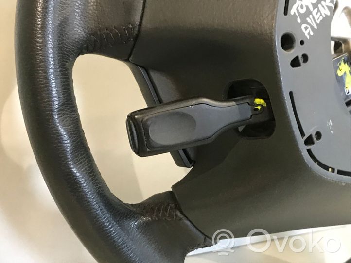 Toyota Avensis T250 Steering wheel 