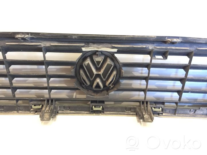 Volkswagen Golf II Atrapa chłodnicy / Grill 