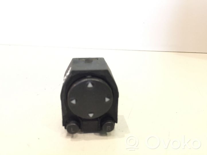 Audi 80 90 B3 Bouton de commutateur rétroviseur latéral 893959565