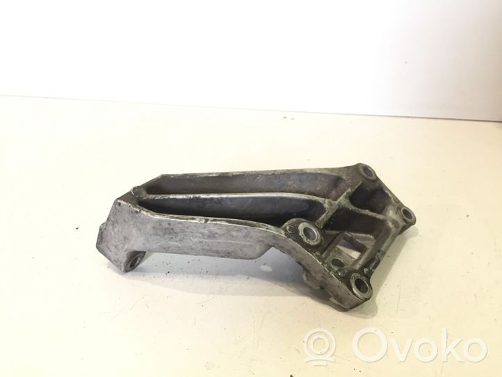 BMW 5 E28 Engine mounting bracket 1175603