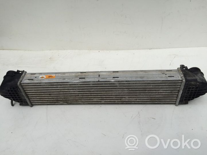 Volvo V70 Chłodnica powietrza doładowującego / Intercooler 2002199