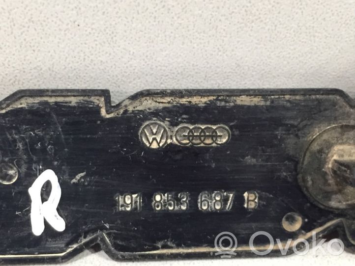 Volkswagen Golf II Logo/stemma case automobilistiche 191853687B