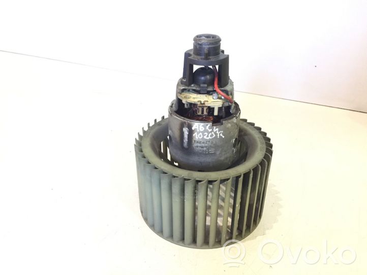 Audi A6 S6 C4 4A Ventola riscaldamento/ventilatore abitacolo 0130111162