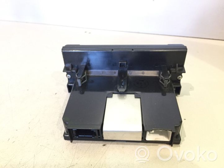 Volvo V50 Bildschirm / Display / Anzeige 30797719