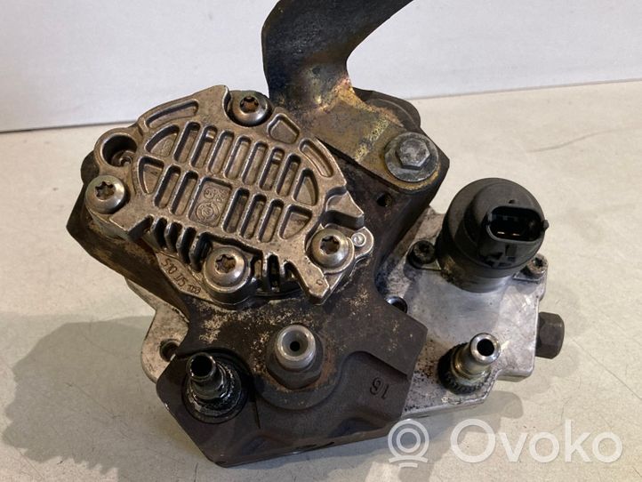 Peugeot 307 Pompe d'injection de carburant à haute pression 965184380