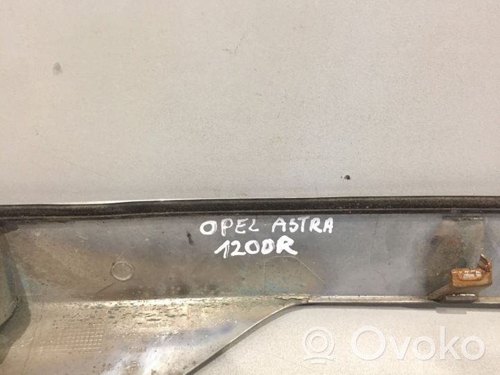 Opel Astra H Éclairage de plaque d'immatriculation 