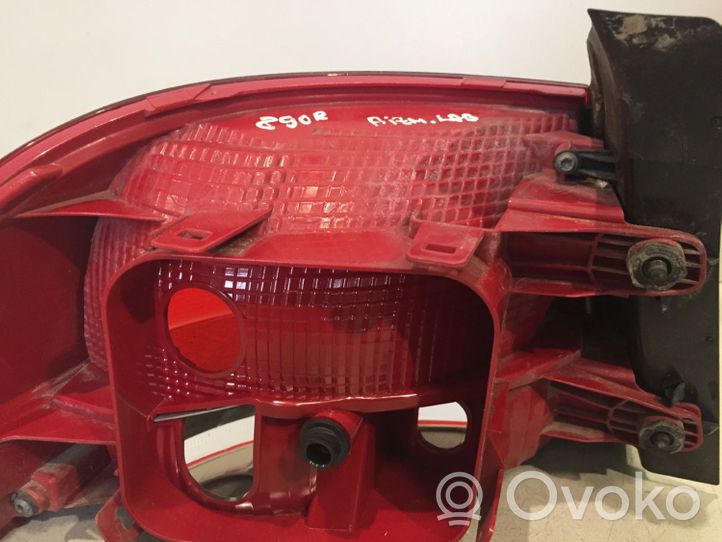 Volkswagen PASSAT B7 Lampa tylna 3AE945096F