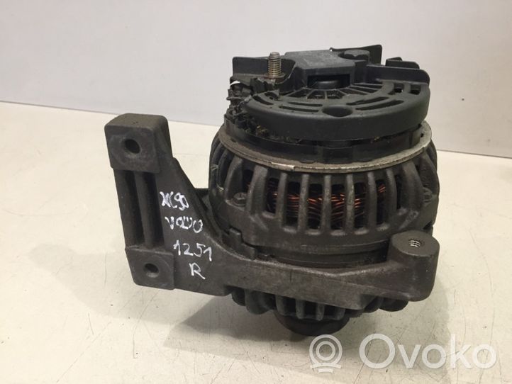 Volvo XC90 Alternator 8676498