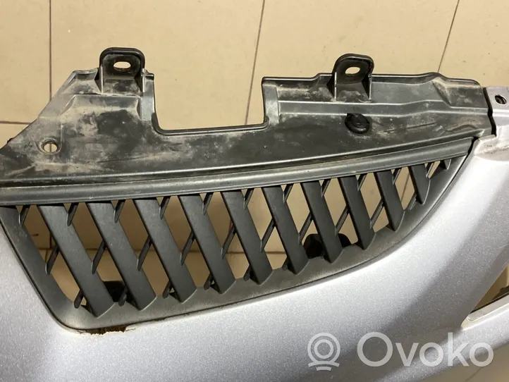 Mitsubishi Grandis Front bumper 