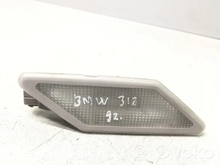 BMW 3 E36 Éclairage lumière plafonnier arrière 63311387037