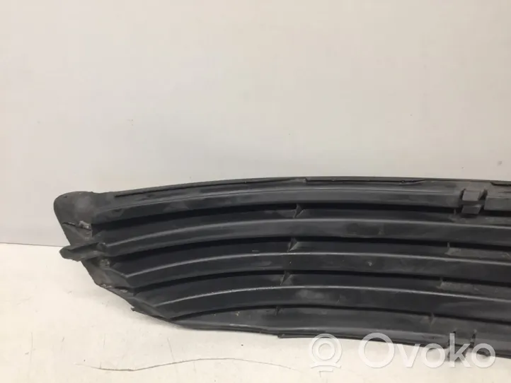 Volkswagen PASSAT B5.5 Mascherina inferiore del paraurti anteriore 3B0853665