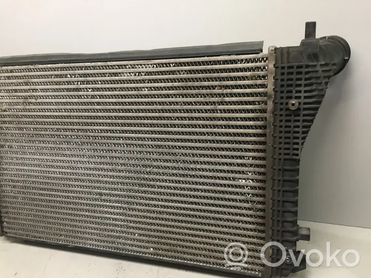 Volkswagen PASSAT B7 Intercooler radiator 3C0145805AM