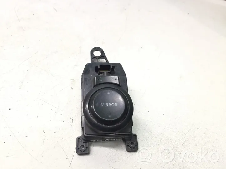 Hyundai i20 (PB PBT) Interruptor del espejo lateral 202008161