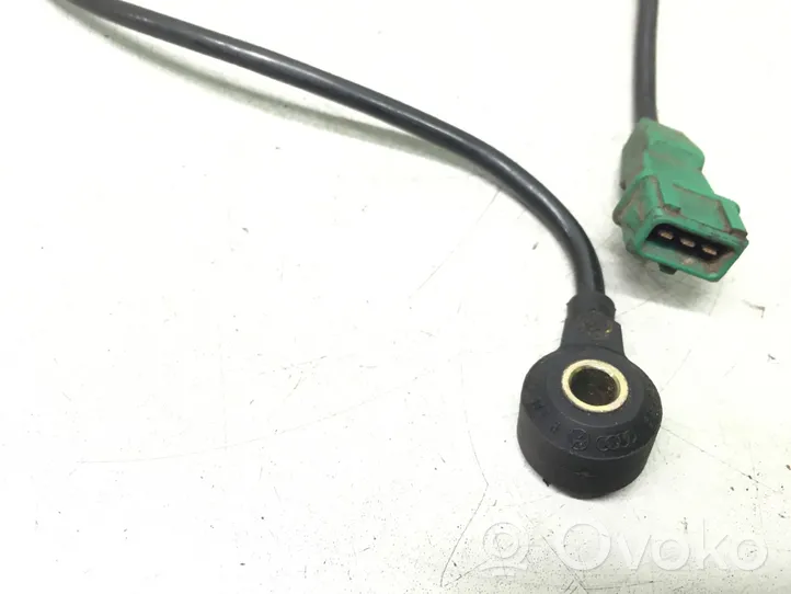 Audi A4 S4 B5 8D Detonation knock sensor 054905377H