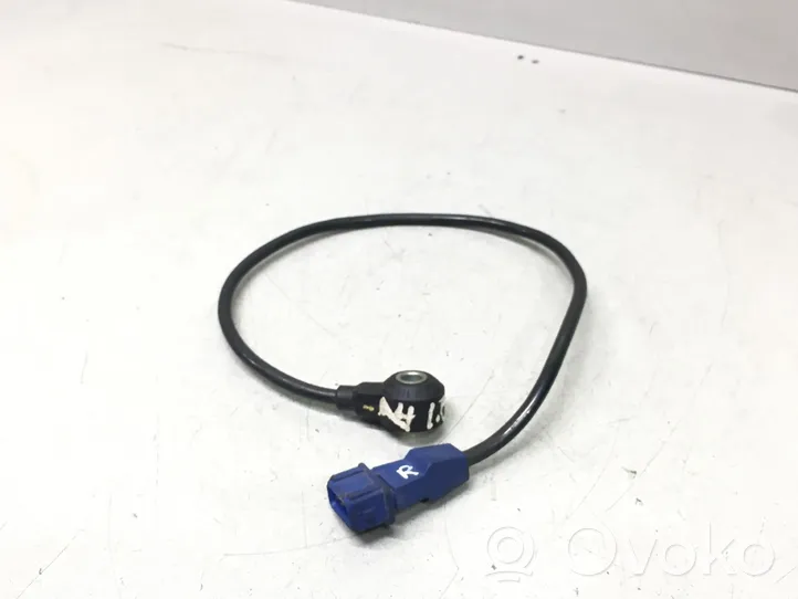 Volkswagen Golf III Detonation knock sensor 054905377G