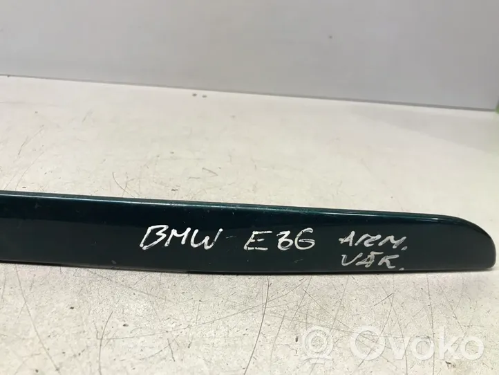 BMW 3 E36 Éclairage de plaque d'immatriculation 1977253