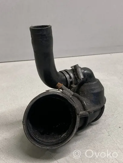 Opel Vivaro Tube d'admission de tuyau de refroidisseur intermédiaire 59431