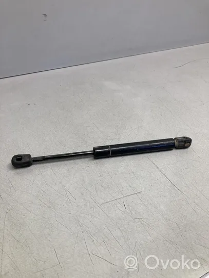 Audi A4 S4 B5 8D Tailgate/trunk strut/damper 805827552F