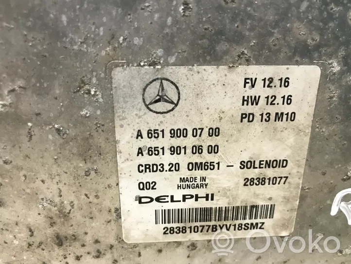 Mercedes-Benz Sprinter W906 Calculateur moteur ECU A6519000700