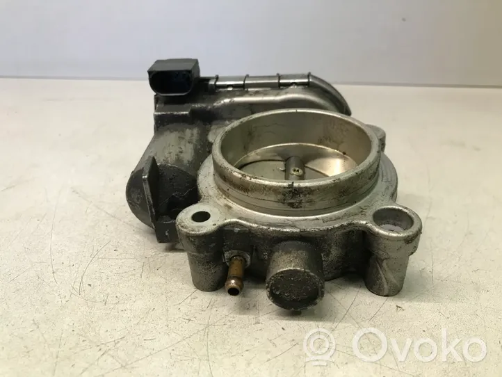 Mercedes-Benz C W203 Throttle valve A1111410325