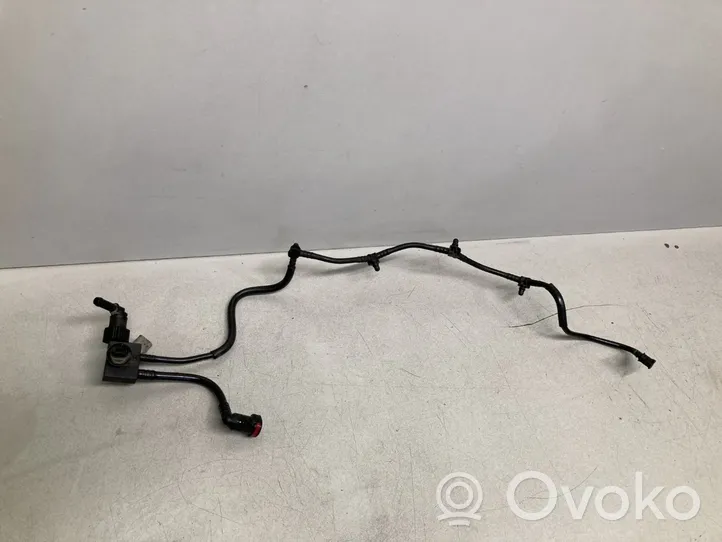 Volvo S40, V40 Fuel return line/hose 