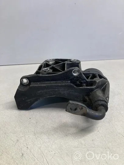 BMW 5 E60 E61 Support de générateur / alternateur 7786708