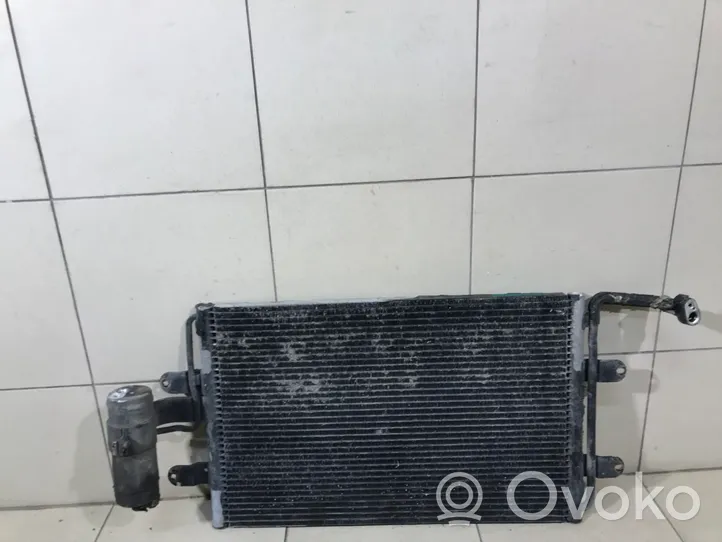 Volkswagen Golf IV Radiateur condenseur de climatisation 