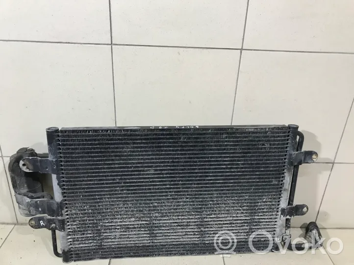 Volkswagen Golf IV Radiateur condenseur de climatisation 