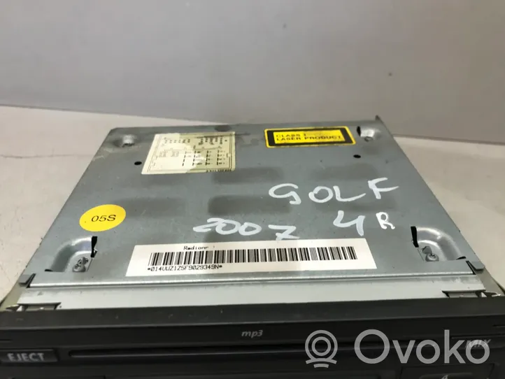 Volkswagen Golf IV Unità principale autoradio/CD/DVD/GPS 6Q0035152A