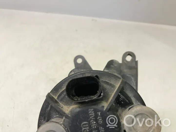 Audi A4 S4 B5 8D Miglas lukturis priekšā 8D0941699B