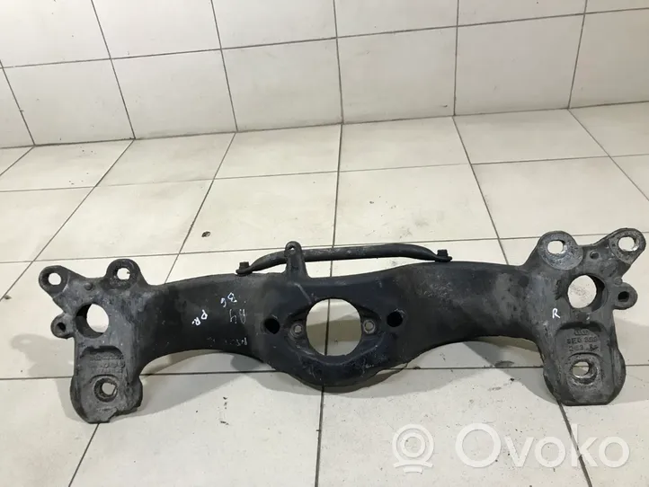 Audi A4 S4 B6 8E 8H Pavarų dėžės tvirtinimo kronšteinas 8E0399263