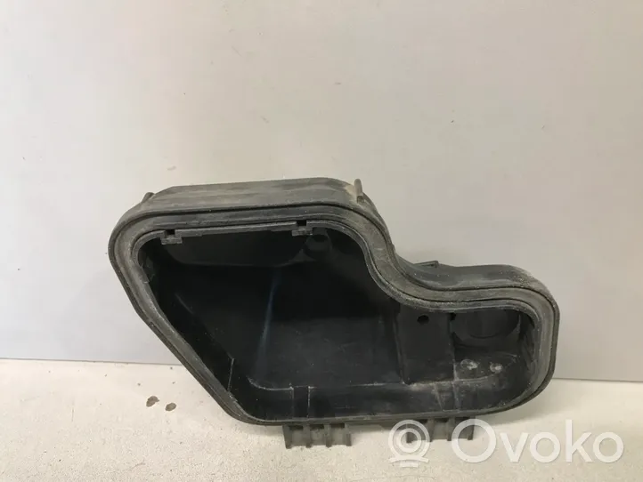 Audi A6 S6 C4 4A Parapolvere per faro/fanale 14137600