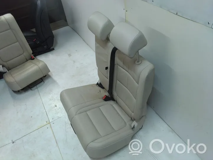 Volkswagen Tiguan Sėdynių komplektas 