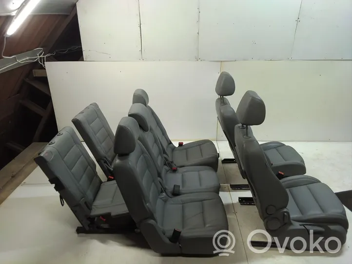 Volkswagen Touran I Juego del asiento 