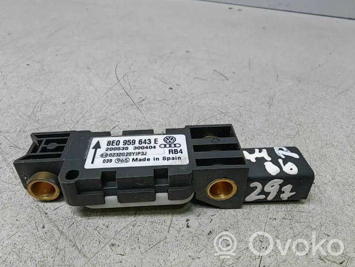 Audi A4 S4 B6 8E 8H Sensore d’urto/d'impatto apertura airbag 8E0959643E