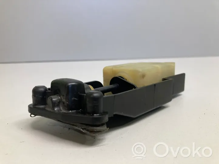 Volvo S60 Fuel tank cap lock motor 9483311