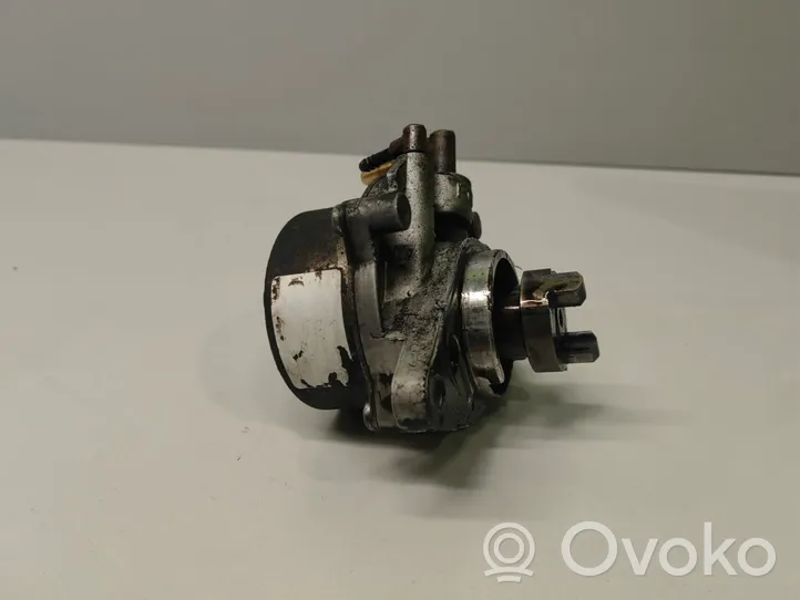 Opel Corsa D Pompa podciśnienia / Vacum 