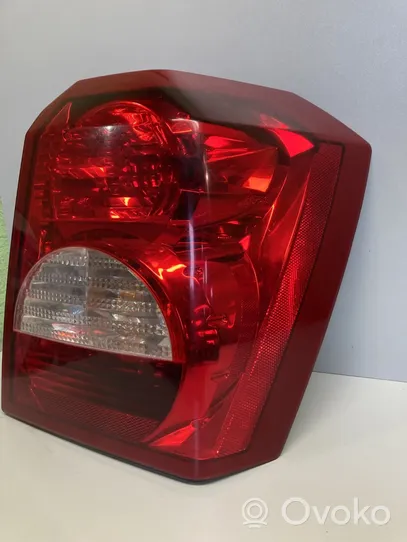 Dodge Caliber Lampa tylna 320078B