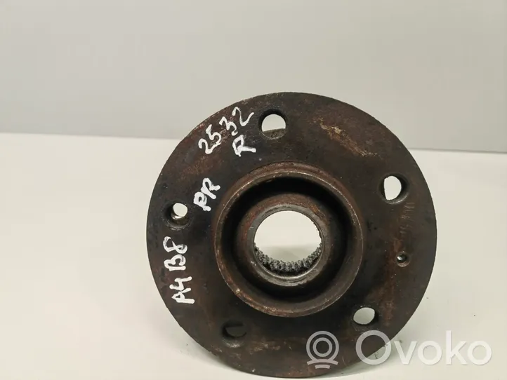 Audi A4 S4 B8 8K Mozzo con cuscinetto ruota anteriore 