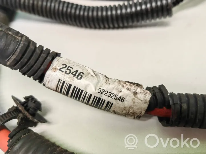 Chevrolet Camaro Cable positivo (batería) 92232546