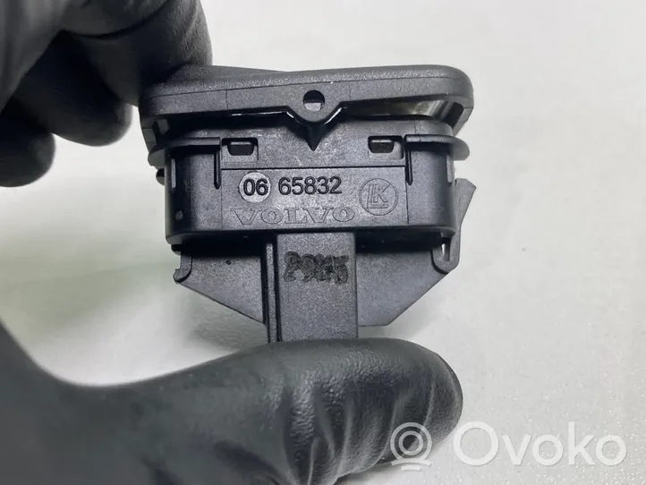 Volvo V50 Interrupteur de verrouillage centralisé 30773333